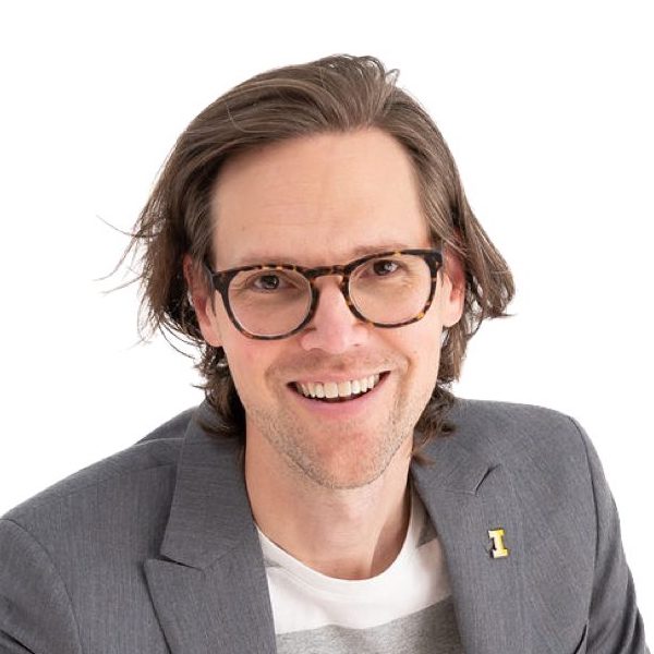 Mathias Gran, Smiling